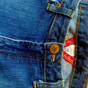 Lucky Brand women’s 14 / 32. Beautiful and Trendy